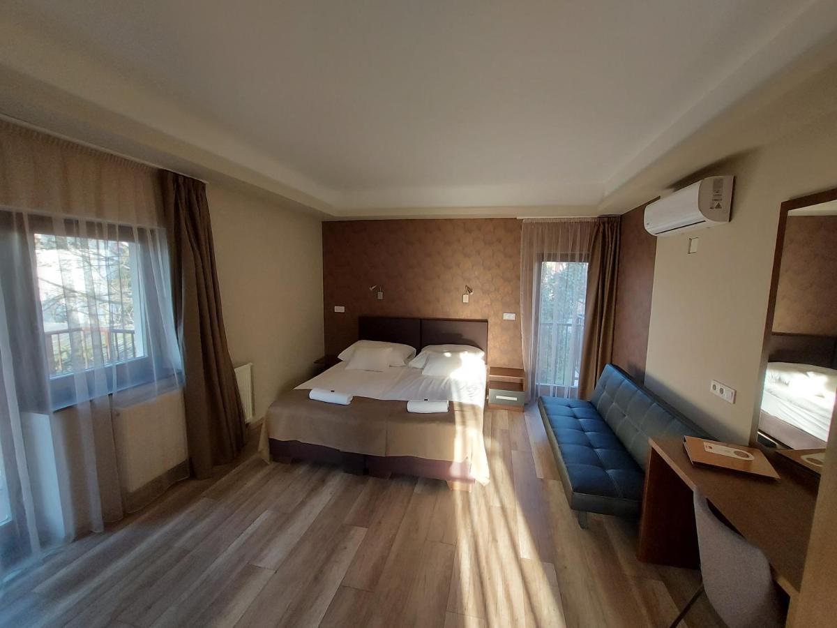 Nocleg ze śniadaniem Ven Diofa De Lux Panzio 4*