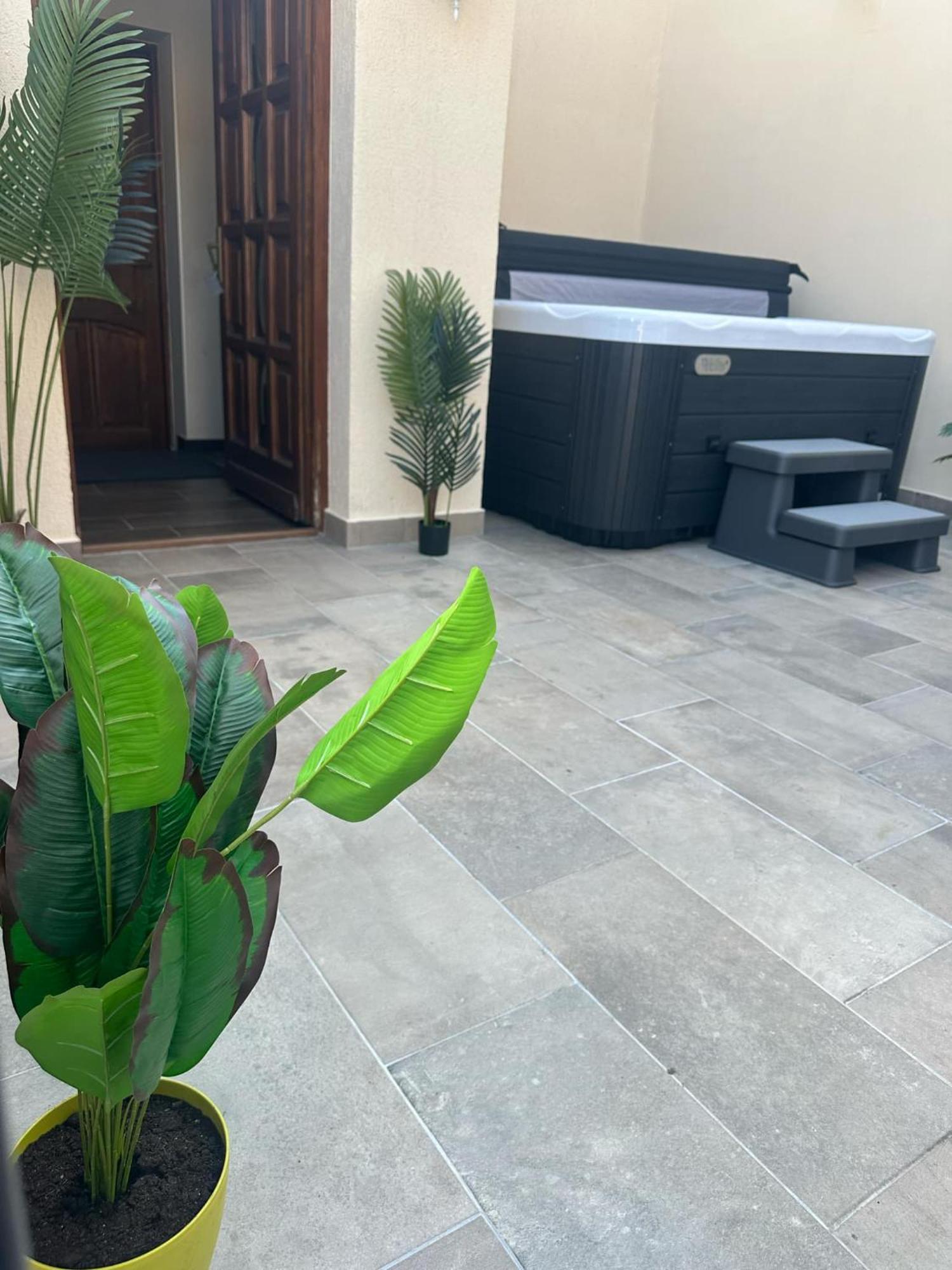 Ven Diofa De Lux Panzio 4* Segedyn