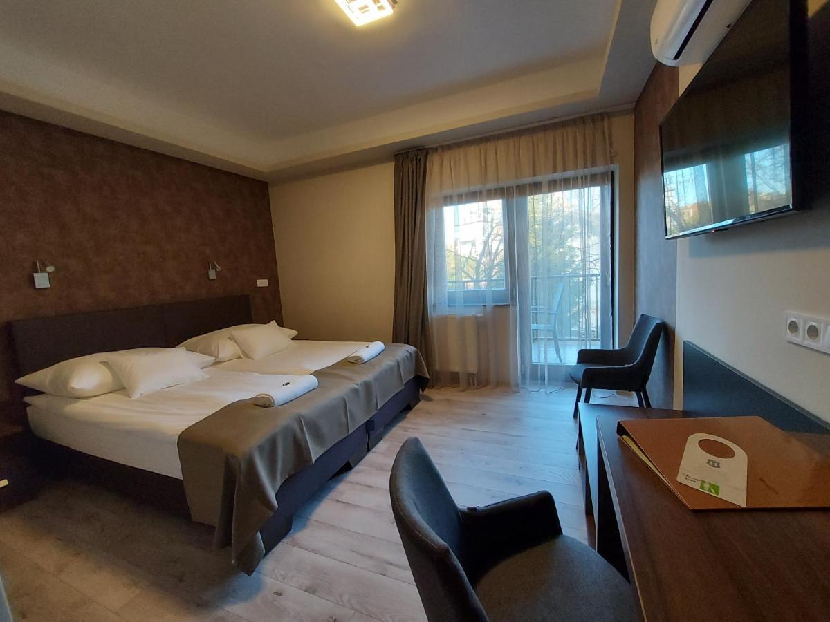 Vén Diófa De Lux Panzió 4* Szegedin
