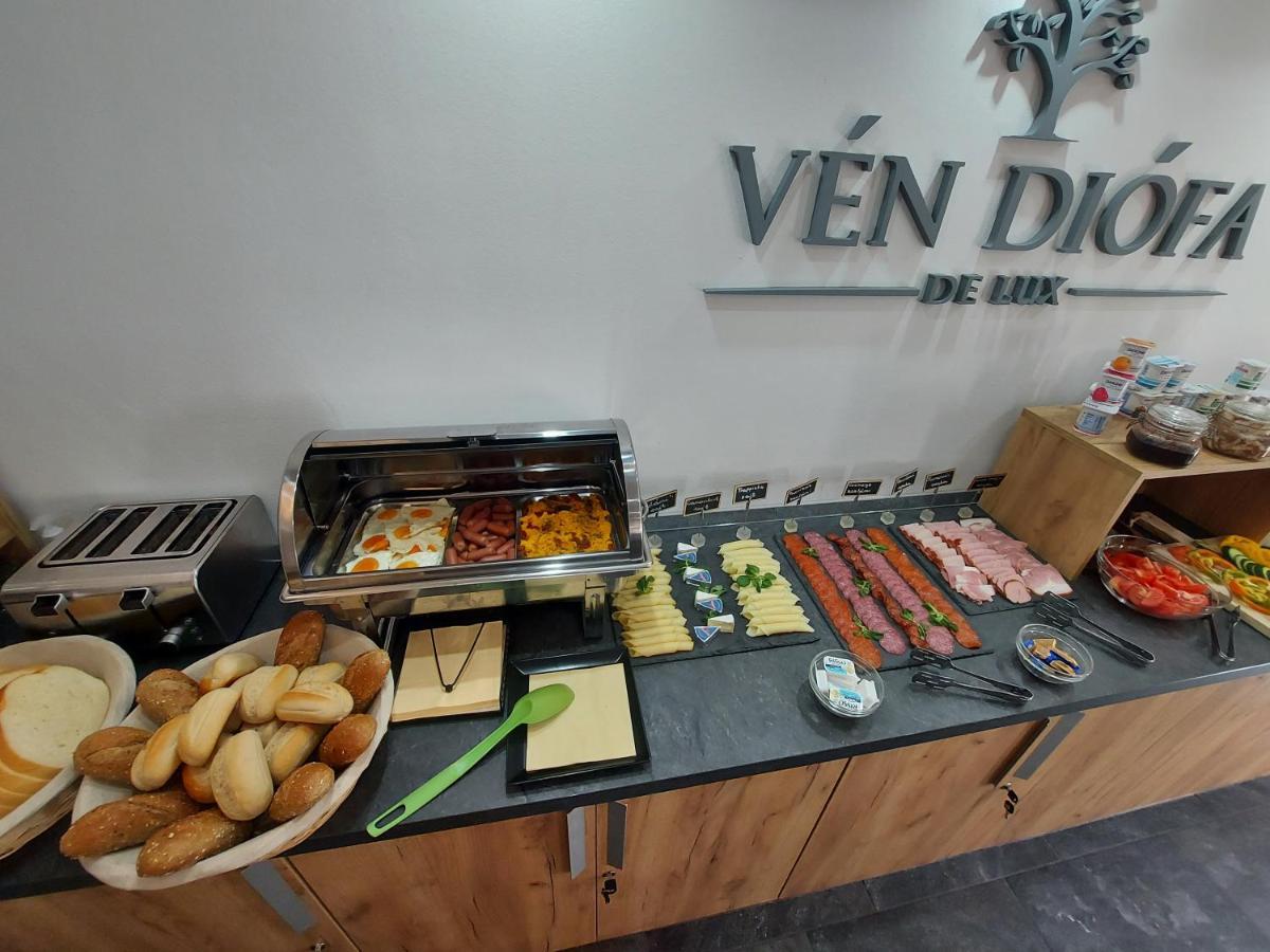 Vén Diófa De Lux Panzió 4* Szeged